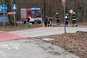 Nieborów. Zderzenie ciągnika z TIR-em. 22-letni meżczyzna w szpitalu-323474