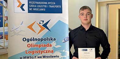 Uczeń szkoły na Blichu finalistą Ogólnopolskiej Olimpiady Logistycznej -323461