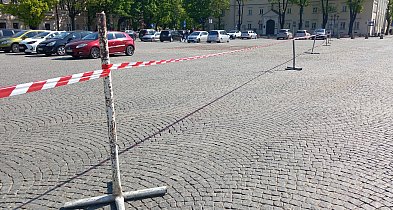 Łowicz. Przez miasto przejdzie pochód z okazji Święta Flagi-325378