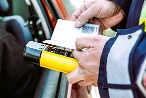 Dwóch pijanych rowerzystów w majówkę. Mieli po 2,3 promila-325487