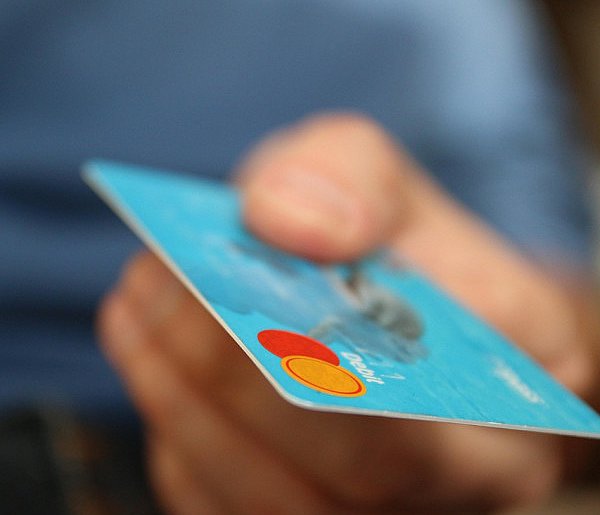 Unia szykuje nowy system płatności. Karty nie będą już takie same-325595