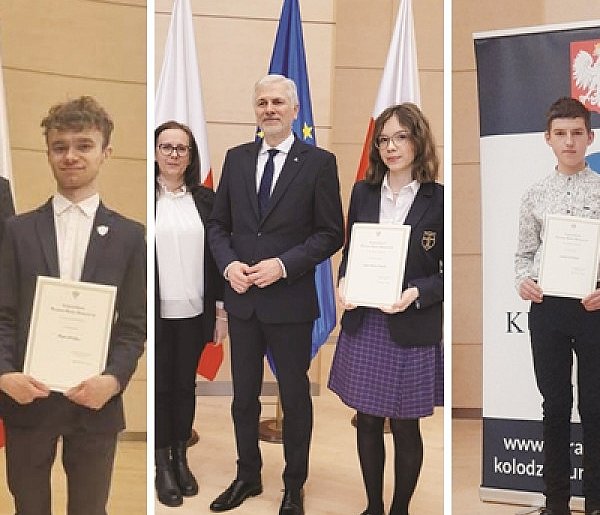 Uczniowie z Łowicza i okolic wyróżnieni stypendium Prezesa Rady Ministrów-325928