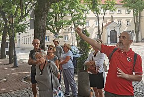 Wieczorny spacer z historią Łowicza i... duchami-326149