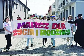 Rodzina fundamentem, a nie opcją-326199