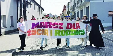 Rodzina fundamentem, a nie opcją-326199