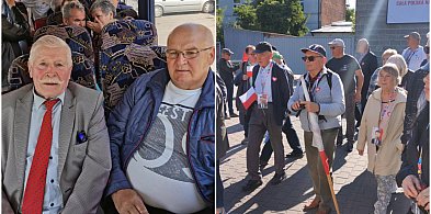 Mieszkańcy Łowicza pojechali na marsze poparcia w Warszawie-326268