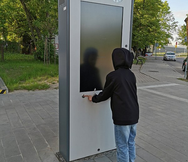 Problem z uruchomieniem urządzeń na peronach-326539