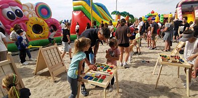 Powiatowy Dzień Dziecka: tłumy szturmem zdobyły plażę (FOTO)-326587