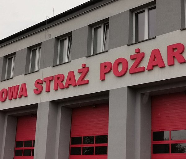 Łowicz. Interwencja straży na ul. Warszawskiej-326584