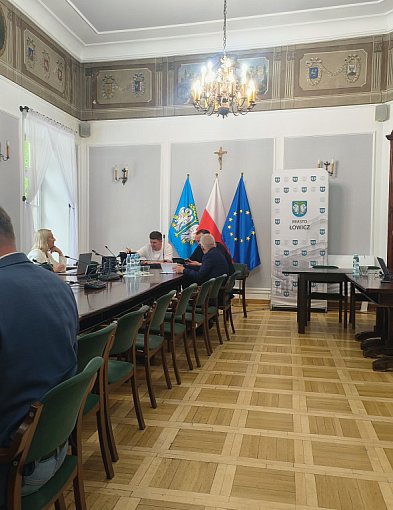 Komisja Rewizyjna oceniła budżet. Absolutorium dla burmistrza?-326649