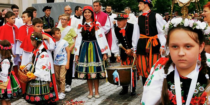Procesja i folklor - tak będzie wyglądało Boże Ciało w Łowiczu