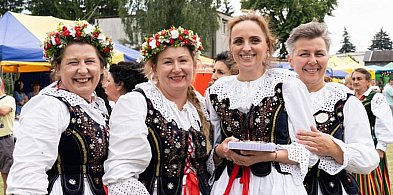„Rozśpiewają się na całego!” – kolorowy przegląd zespołów w Chąśnie-327028