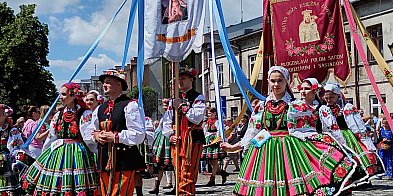Procesja Bożego Ciała w Łowiczu (FOTO,VIDEO)-327339