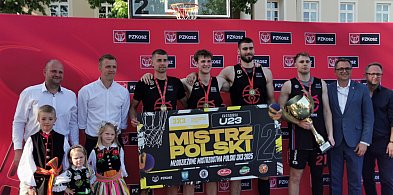 Zakończyły się Młodzieżowe Mistrzostwa Polski 3x3 w Łowiczu -327416