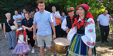 Bębniarze z całej Ziemi Łowickiej spotkali się na zamku. Takiej orkiestry jeszcze -327414