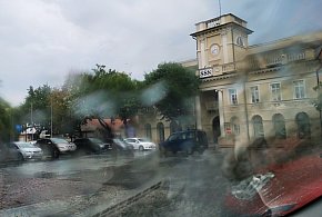 Niebezpieczne zjawiska pogodowe nad województwem łódzkim-327428