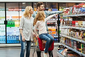 Polacy ruszą do sklepów? Taka niedziela nie zdarza się często-327623