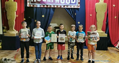 Łowicz. W SP1 wręczono nagrody laureatom konkursów pozaszkolnych i szkolnych-327629