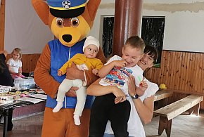 Dzieci bawiły się na pikniku w Wyborowie-327640