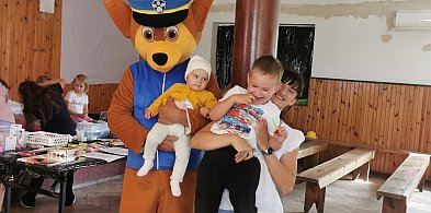Dzieci bawiły się na pikniku w Wyborowie-327640