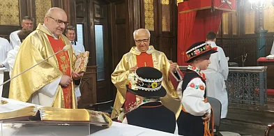 Złaków Kościelny. Parafianie dziękowali za 25 lat posługi -327654
