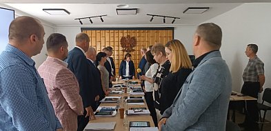 Bolimów: burmistrz bez wotum i absolutorium. Decyzja Rady zaskoczyła?-327717