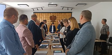 Bolimów: burmistrz bez wotum i absolutorium. Decyzja Rady zaskoczyła?-327717