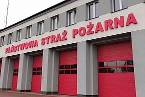 Strażacy w akcji! Nieprzytomny mężczyzna na ławce i pożar (AKTUALIZACJA) -327747