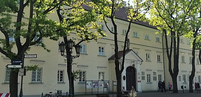 Sesja Rady Powiatu Łowickiego. Ogłoszono konkurs na dyrektora Muzeum w Łowiczu-327833