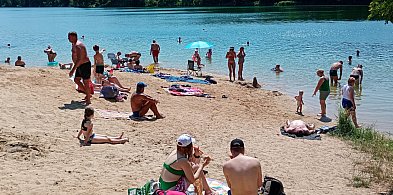 Wiele osób wypoczywa nad wodą w Guźni. Czy powstanie tu kąpielisko? (FOTO)-327824