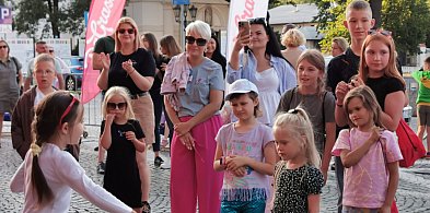Stary Rynek w Łowiczu rozbrzmiał muzyką w ramach ESKA Summer City-327890