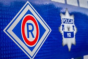 Guźnia: zderzenie Audi i Volkswagena. Interweniowała policja-327951
