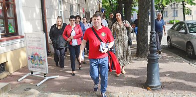 To będzie już drugi spacer po Łowiczu z przewodnikiem-327972