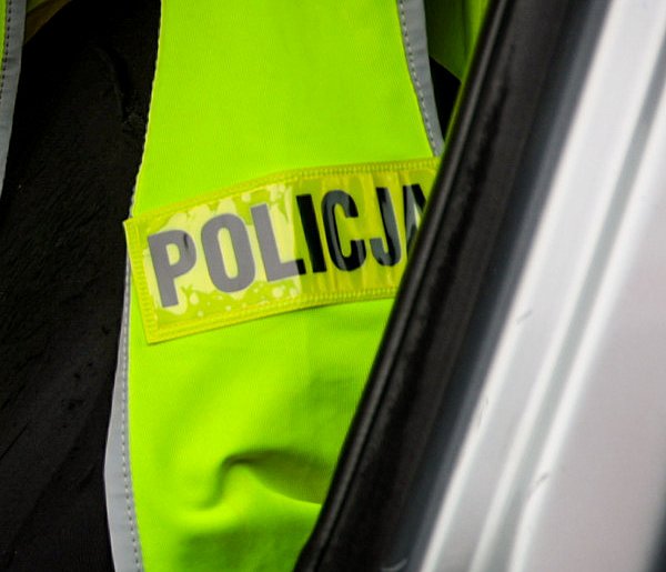 Linie produkcyjne, magazyny, ciężarówki. Policja rozbiła cały przemysł-328025