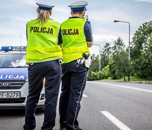 Gmina Zduny: 21-latek stracił „prawko” za prędkość  -328032