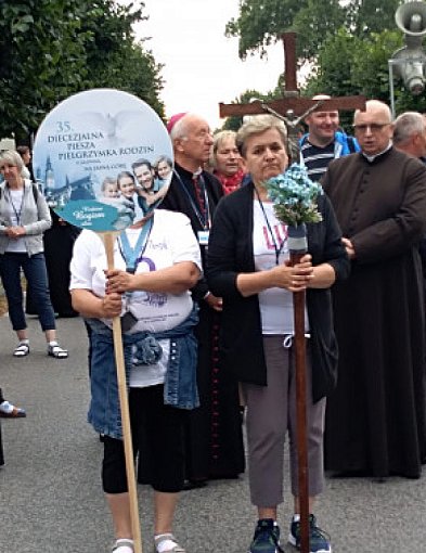 Głowno. Zapisy na pielgrzymkę ruszyły-328106