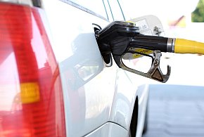 Ceny paliw w Polsce. Benzyna i LPG tanieją, ale diesel nie chce odpuścić-328155