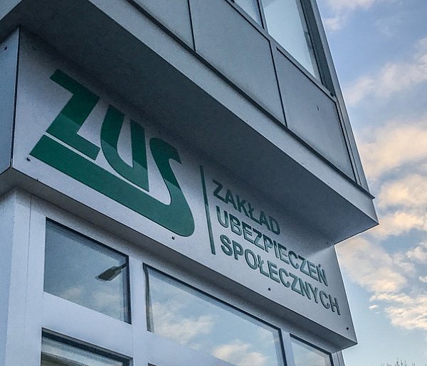 Wakacje składkowe biją rekordy. Nowe dane z ZUS-328154