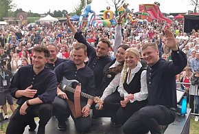 Tłumy w Jackowicach — Podłowickie Folk(l)ove pełne energii (FOTO)-328197