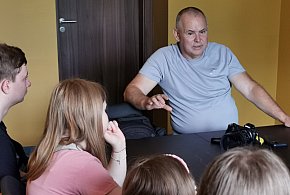 Ruszyły „Wakacje w obiektywie” – młodzi łowiczanie uczą się łapać chwile -328219