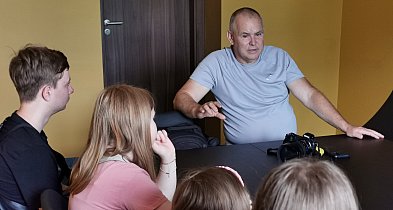Ruszyły „Wakacje w obiektywie” – młodzi łowiczanie uczą się łapać chwile -328219
