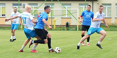 Druga połowa odwrócił losy meczu-328497