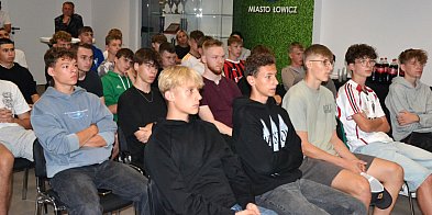 Młodość i ambicja w nadchodzącym sezonie-328565