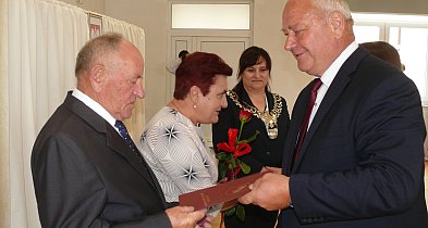 Bolimów. Medale Prezydenta RP dla 10 par małżeńskich-328634