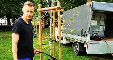 Zasadzili 888 drzew. Teraz dbają, by nie uschły - mają na to sposób!-329099
