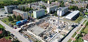 Łowicz. Na Bratkowicach rosną spółdzielcze bloki 