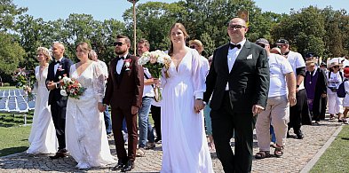 Łowicka Pielgrzymka: trzy pary weszły na Jasną Górę jako małżeństwa-329405