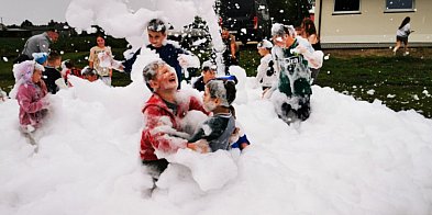 Pożegnanie lata z pianą party! Stryków zaprasza...-329432