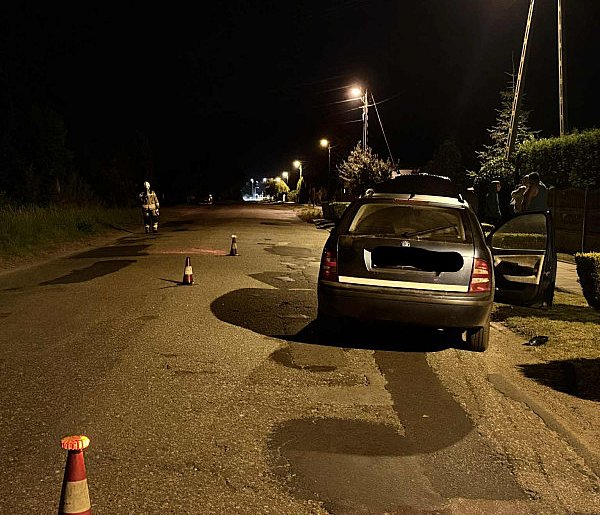 Zderzenie czterech samochodów pod Żychlinem – służby na miejscu-329435
