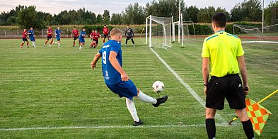 Na boiska wybiegły wszystkie trzy drużyny z powiatu łowickiego-329612